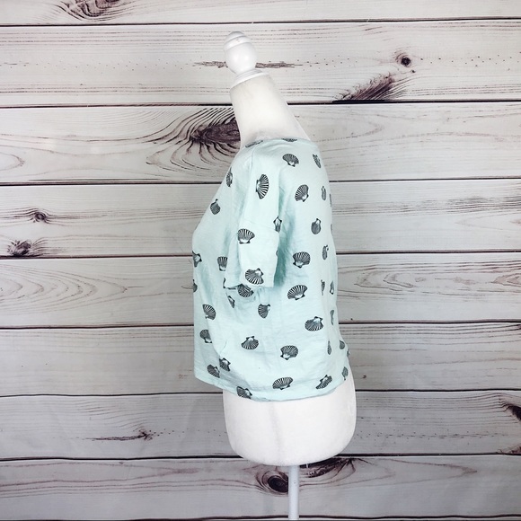 F21 Aqua Shell Print Boxy Crop Tee Small - Picture 5 of 7